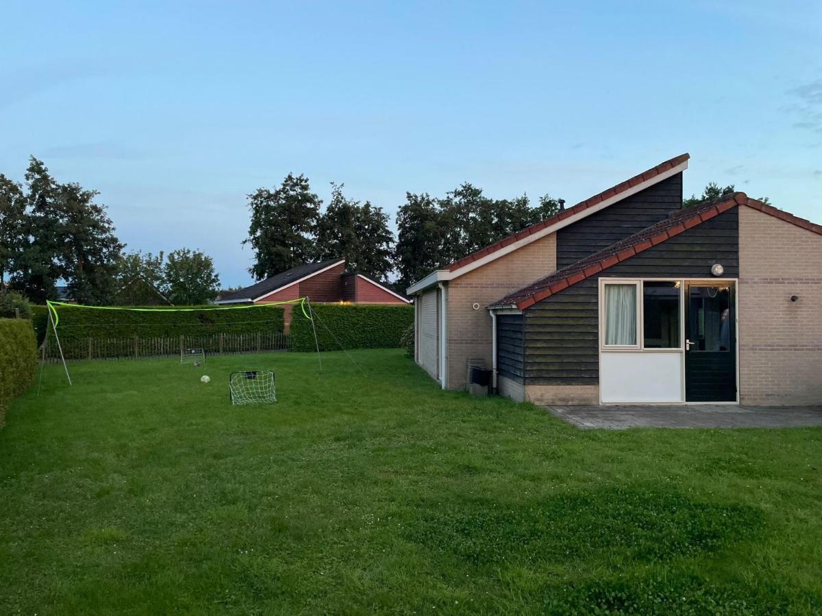 Huisje Earrebarre Tzummarum Exterior photo