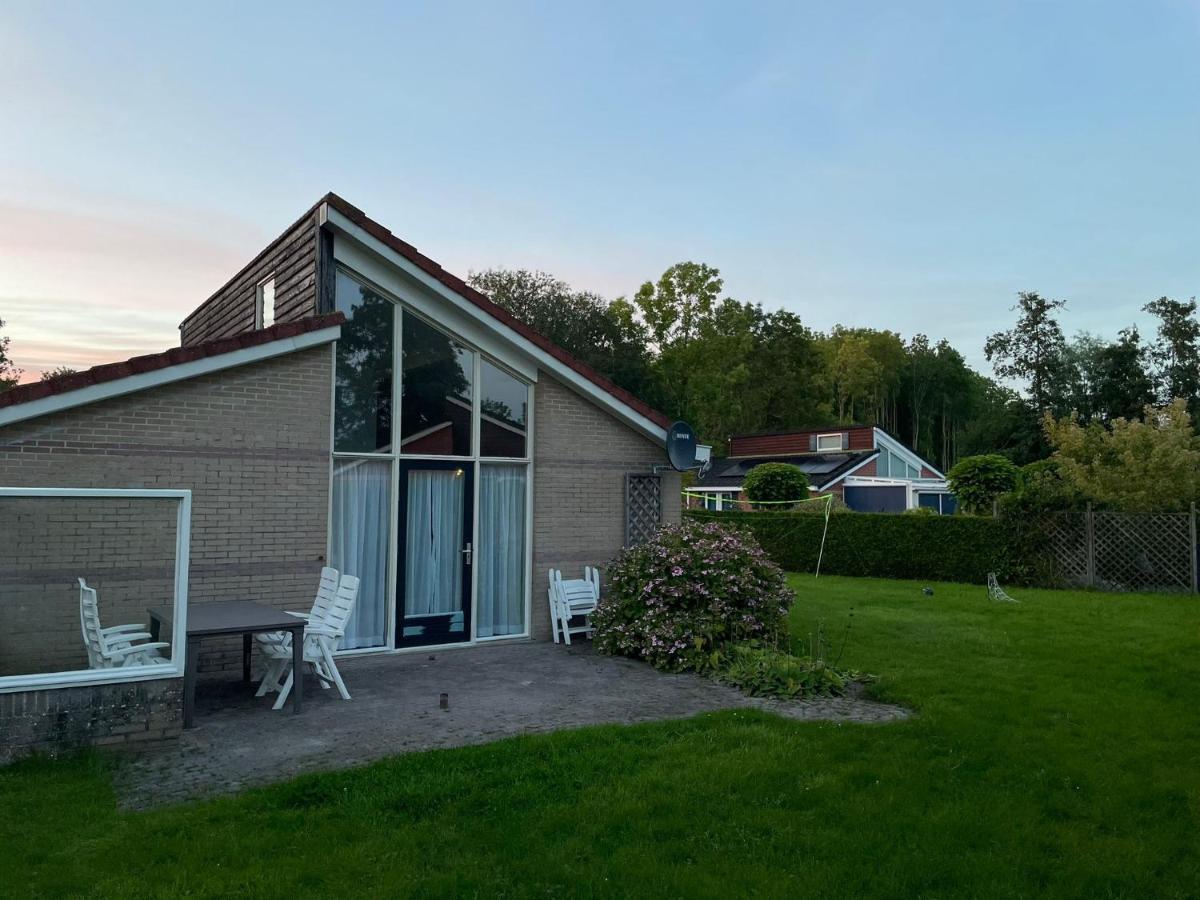 Huisje Earrebarre Tzummarum Exterior photo